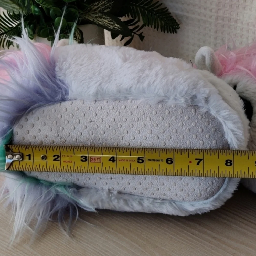 Cat&Jack Child Unicorn Slippers Size Medium 13-1